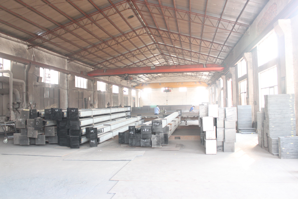 搗固錘生產(chǎn)車(chē)間